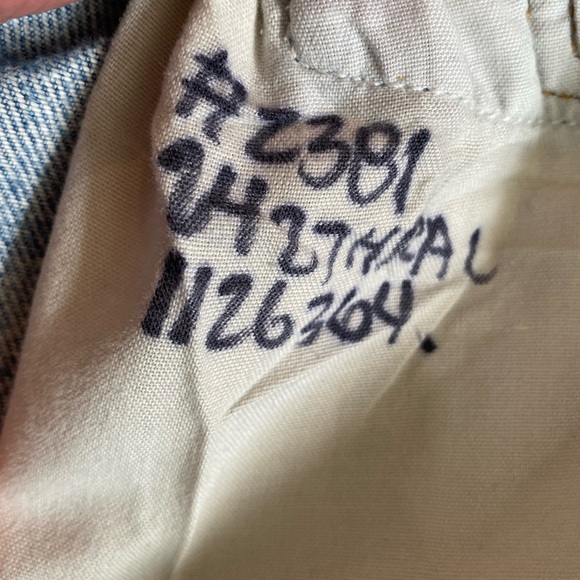 🖤🍬NWT RE/DONE X LEVI’S HIGH RISE ANKLE CROP JEANS DISTRESSED LIGHTWASH SIZE 24 - Picture 14 of 17